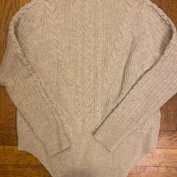 Cable sweater - Picture 6 of 6